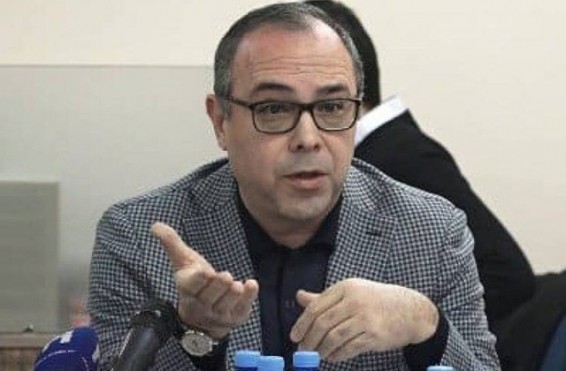 Զոհրաբ Մնացականյանի խորհրդականը ազատման դիմում է գրել