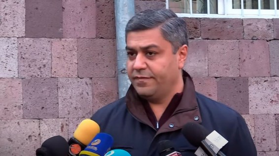 Արթուր Վանեցյան. 2,5 տարի բոլոր ուղղություններով ձախողած մարդը չի կարող որևէ ճանապարհային քարտեզ հրապարակել