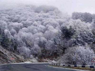 Ապարանի, Ճամբարակի, Սևանի ճանապարհներին և Դիլիջանի ոլորաններում ձյուն է տեղում. Գորիսում՝ ձնախառն անձրեւ
