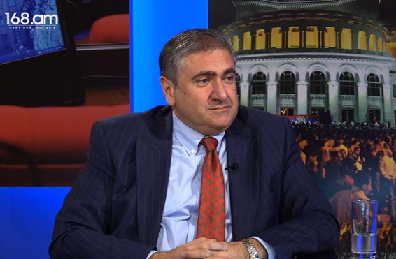 ՊՆ նախարար Վաղարշակ Հարությունյանը պատասխանատու է պարտության համար, վարչապետի զինվորական գծով խորհրդականը չէ՞ր. Արթուր Խաչատրյան