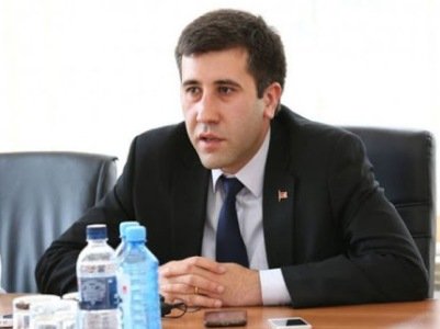 Փաշինյանի մնալը օր-օրի ծանրացնում է մեր վիճակը, խորացնում է ազգային աղետը, արժանապատվության ճգնաժամը. իրավապաշտպան