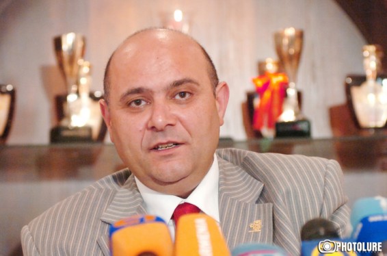 «Մուլտի Գրուպ» կոնցեռնի գլխավոր տնօրեն Սեդրակ Առուստամյանը 50 մլն դրամ գրավի դիմաց ազատ է արձակվել