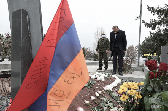 Արարատ Միրզոյանն այցելել է «Եռաբլուր»
