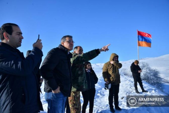 Арман Татоян по итогам визита в приграничные общины Сюникской области распространил заявление