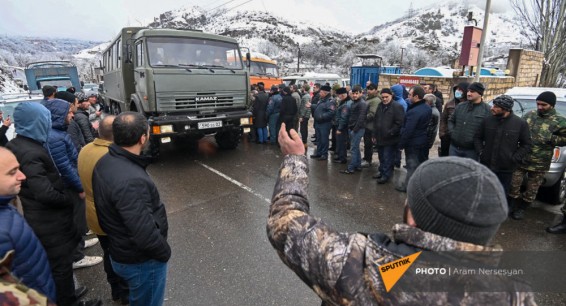 Армения возвращается к международно признанным границам – премьер о ситуации в Сюнике