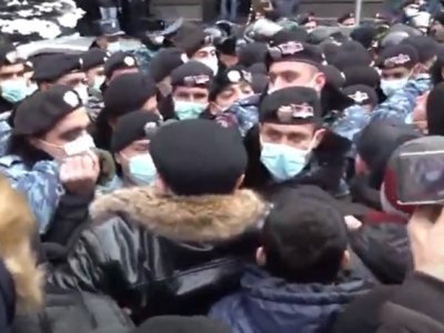 Полиция подвергла приводу 69 участников митинга протеста против Никола Пашиняна