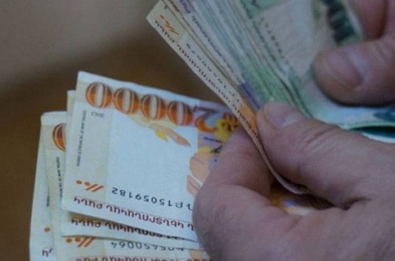 41-ամյա տղամարդը կալանավորվել է՝ զինծառայողի բուժման, գերությունից ազատելու և ՀՀ տեղափոխելու պատրվակով 1,5 մլն դրամ հափշտակելու մեղադրանքով․ ՔԿ
