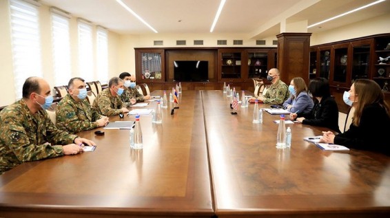 ՀՀ ԶՈՒ ԳՇ պետն ընդունել է ԱՄՆ դեսպանին