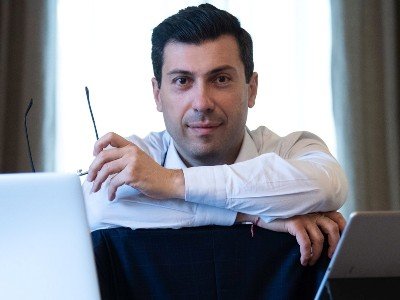 Микаэл Минасян: Есть риск, что экономика Армении окажется у порога дефолта