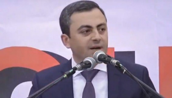 Ես խոստանում եմ՝ Նիկոլին օր ու արեւ չեմ տալու. քանի ես շնչում եմ՝ կամ բանտ, կամ ազատություն. Իշխան Սաղաթելյան