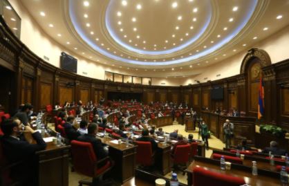 Спикер парламента Армении не явился на заседание совета НС. Оппозиция заявила о неуважении