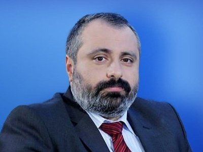 Արցախի արտգործնախարար. Ադրբեջանը ոչնչացնում է Հայրենական մեծ պատերազմի հերոսների հիշատակը գրավյալ գյուղերում