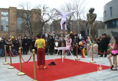 В Ереване открылся сквер имени Леонида Енгибарова
