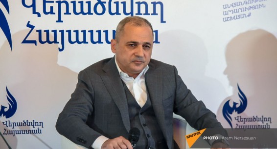 Экс-губернатор Сюника создал партию 