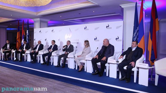 Глава общины Каджаран: Проезжать под флагами Азербайджана – для нас стресс