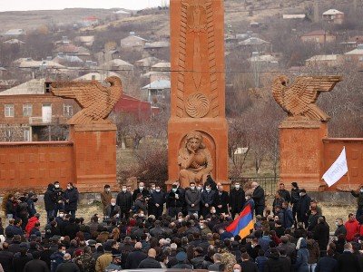 «Փաստ». Акелла промахнулся? Վստահ են, որ իշխանության մնալու մասին պետք է մոռանալ