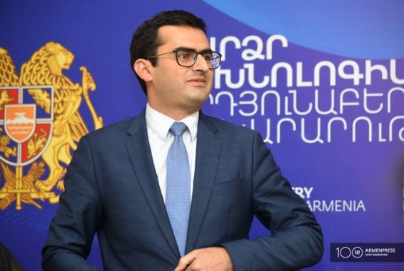 Վարչապետի աշխատակազմը Հակոբ Արշակյանից պաշտոնից ազատման դիմում չի ստացել