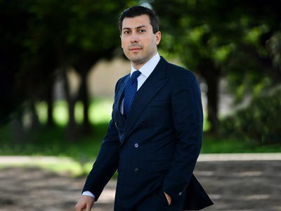 Микаэл Минасян: Николу крайне важно обзавестись муляжами оппозиционеров