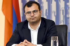 Քաղաքապետարանը այդ տարածքում շինթույլտվություն չի տվել, իսկ հողի օտարումը կատարվել է տարիներ առաջ. Խոսնակ