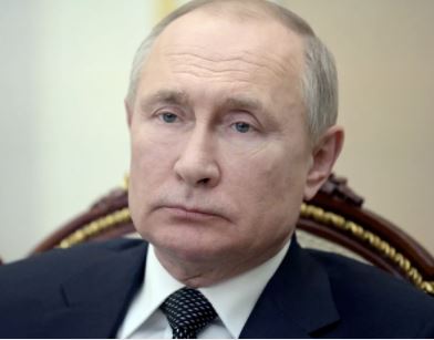 Путин дал поручение по бесплатной подводке газа к домохозяйствам