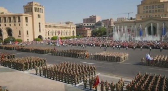 Հարավային Կովկասում մեր բանակը լավագույնն է. մշակութային գործիչները գնահատում են զորահանդեսը