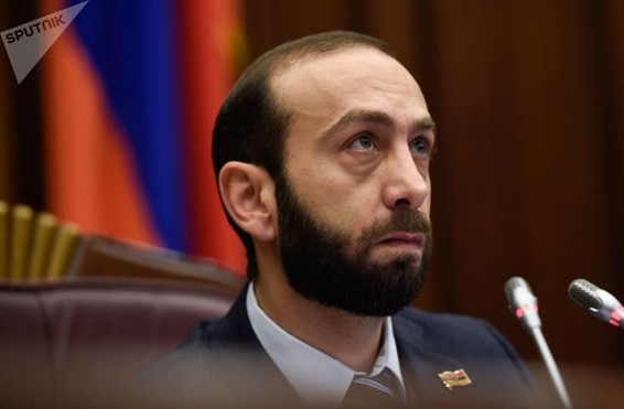 ԱԺ աշխատակազմը կրկին պարգևավճար է ստացելv