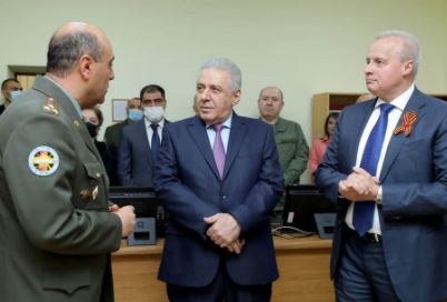 Достигнута договоренность об усилении подготовки военных кадров в России