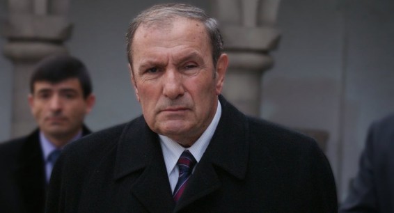 И.о премьера не понимает, в чем обвиняет экс-президента – Тер-Петросян ответил Пашиняну