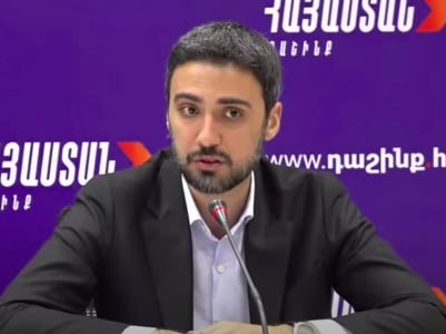 Ծաղկահովիտում մարզպետի՝ համայնք այցից առաջ վնասել են «Հայաստան» դաշինքի շտաբերի պաստառները․ Արամ Վարդևանյան