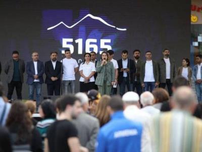 Члены движения «5165» побывали в Гюмри и Эчмиадзине