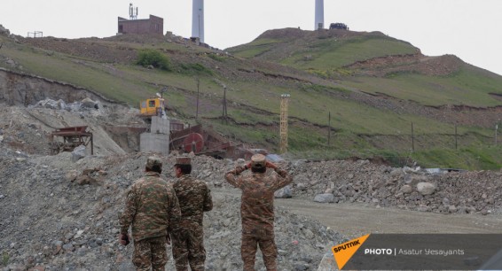 Двое армянских военных ранены, судьба пятерых уточняется - Минобороны Армении