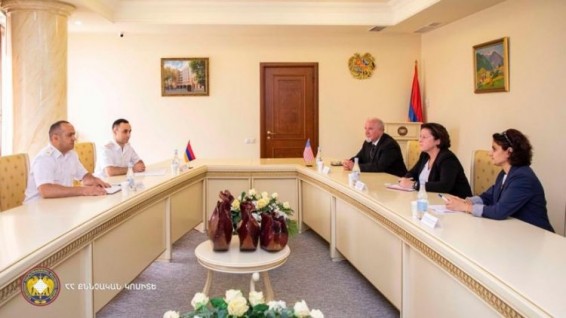 Քննչական կոմիտեում հյուրընկալել են ԱՄՆ ՀԴԲ իրավական կցորդին