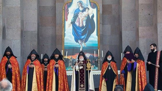 Մայր Աթոռ Սուրբ Էջմիածնում կատարվել է կրթության մշակների օրհնության կարգ