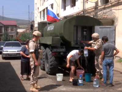 Российские миротворцы обеспечили более 1,5 тыс. жителей Нагорного Карабаха питьевой водой