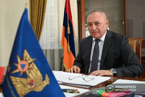 Министр по чрезвычайным ситуациям Республики Армения поздравил с Днем сотрудника МЧС