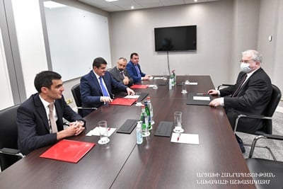 Արցախի նախագահ Արայիկ Հարությունյանը հանդիպել է ԵԱՀԿ Մինսկի խմբի ռուսաստանցի համանախագահ Իգոր Խովաևին
