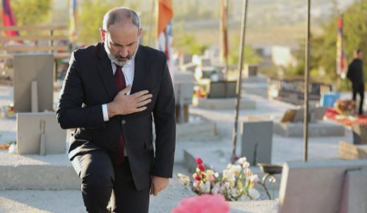 Премьер Пашинян посетил Ераблур в годовщину 44-дневной войны