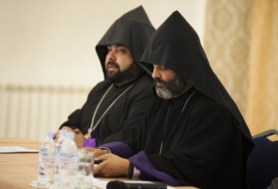 Վարդապետական թեզի պաշտպանություն Մայր Աթոռ Սուրբ Էջմիածնում