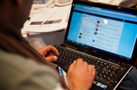 Երևանում կինը պոռնկագրական նյութեր է տարածել