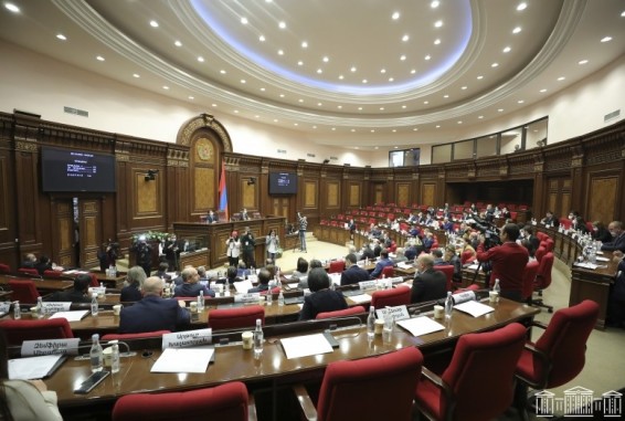 Ժամանակն է քաղաքականությամբ զբաղվելու, ժամանակը սպառվել է