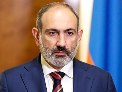 Նիկոլ Փաշինյանը Կապանում մասնակցել է պատգամավոր Դավիթ Դանիելյանի հոր հոգեհանգստին
