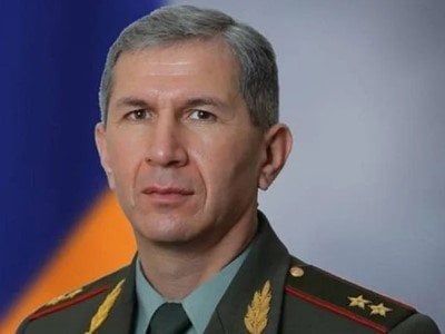 Адвокат : Пребывание в должности военнослужащих высшего командного состава зависит от воли политруководства