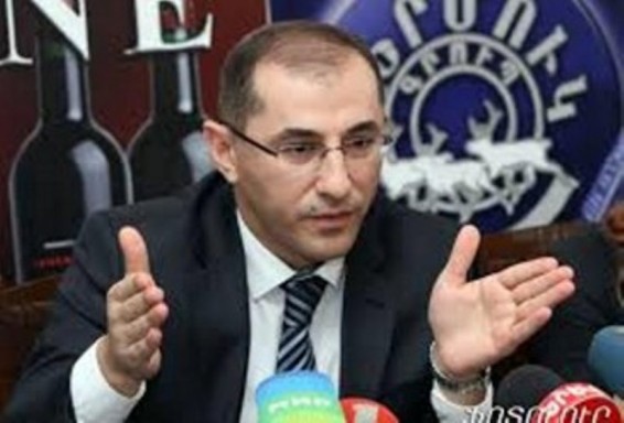 2017-ին բյուջեի պակասուրդը կկրճատվի ավելի քան 2 անգամ՝ մինչև ՀՆԱ 2,8 տոկոս. Վարդան Արամյան