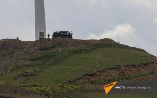 Азербайджанские ВС открыли огонь в направлении села Верин Шоржа