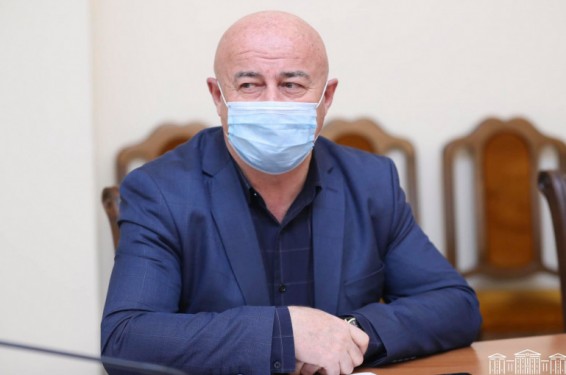 Հաստատ ոչինչ չեմ կարող ասել, մամուլում առաջ էլ Արայիկ Հարությունյանի մասին էին ասում․ Հովիկ Աղազարյանը՝ նախագահի հնարավոր թեկնածուների մասին