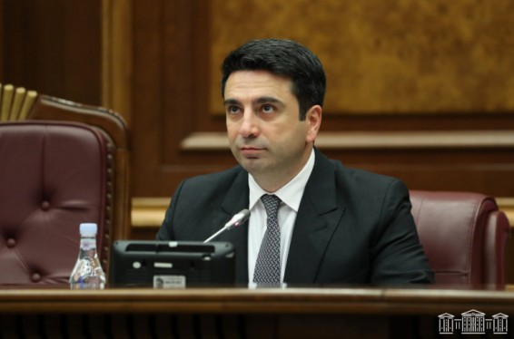Ալեն Սիմոնյանի իրավունքը Աբովյան 62-ի թիվ 6 բնակարանի նկատմամբ դադարել է 2016-ին, երբ այն օտարվել է, իսկ Կադաստրի տեղեկանքի ինֆորմացիան վրիպակ է․ պարզաբանում