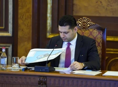 Փոխվարչապետ Մաթևոսյանը հանրային լողափերի համար չափորոշիչները լավարկելու հանձնարարական է տվելՓոխվարչապետ Մաթևոսյանը հանրային լողափերի համար չափորոշիչները լավարկելու հանձնարարական է տվել