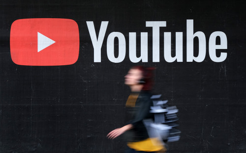 Назван срок возможной блокировки YouTube в России