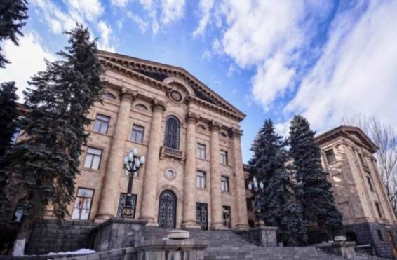 ՀՀ կառավարությունը նիստ  է հրավիրել, որի օրակարգի 52–ի հարցից միայն 2 հարցն է զեկուցվող։