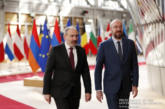 Բրյուսելում Նիկոլ Փաշինյանն առանձնազրույց է ունեցել Շառլ Միշելի հետ (տեսանյութ)